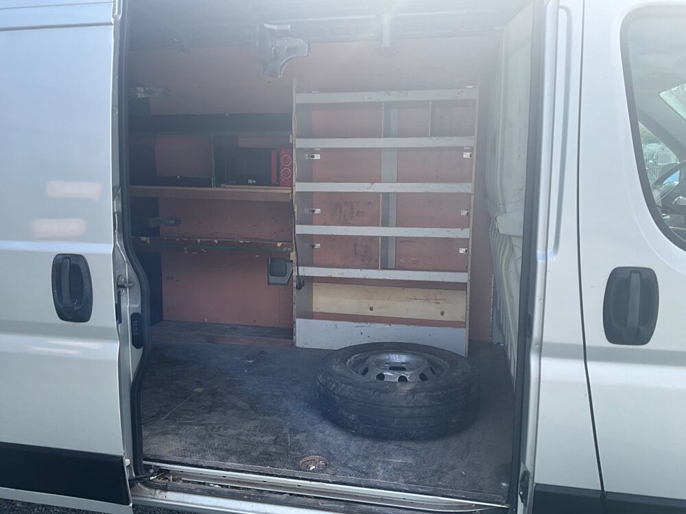 Movano FOURGON 2.2 D 165CH 3T0 L1H1 PACK BUSINESS / CAMERA / LINE A 2023 occasion 17000 La Rochelle