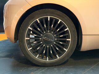 500 E CABRIOLET - 120CH - 42KWH AUTONOMIE 320KMH - FINITION LA PRI 2022 occasion 33320 Eysines