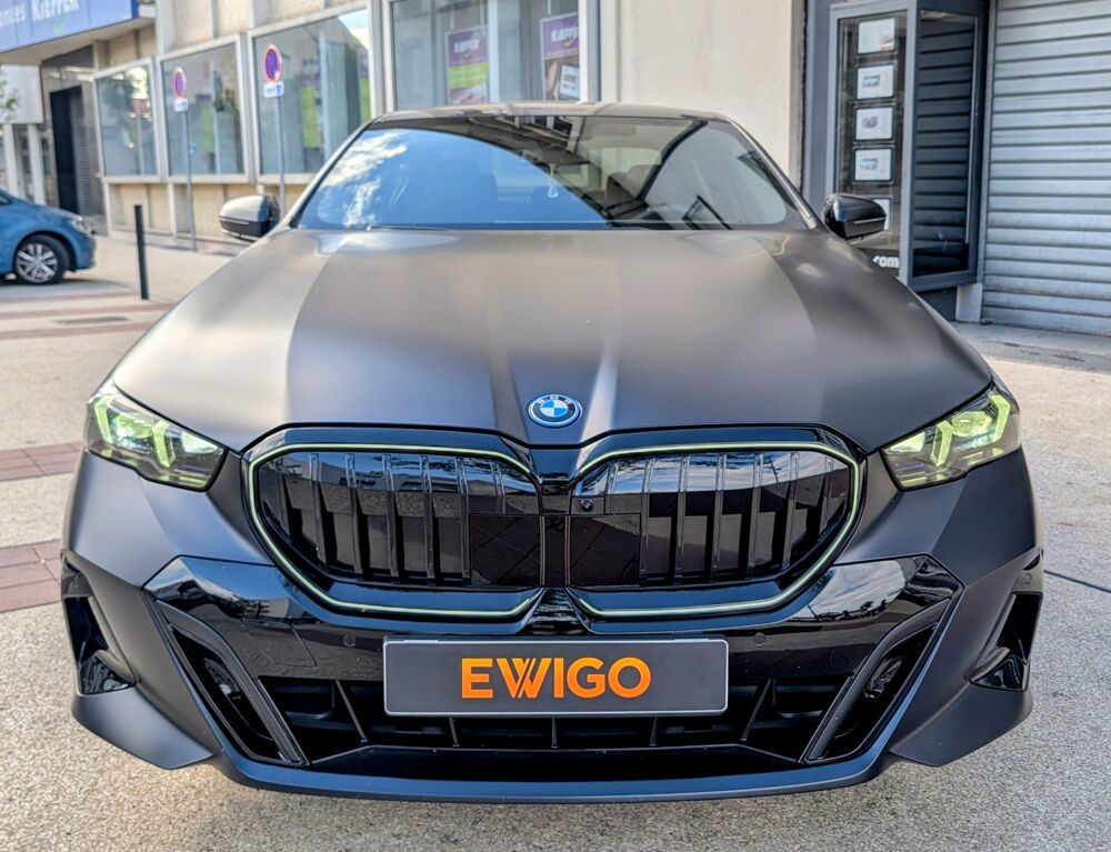 S&eacute;rie 5 3.0 550E 490ch PHEV HYBRID M-SPORT XDRIVE - 1er MAIN - PPF C 2024 occasion 57600 Forbach