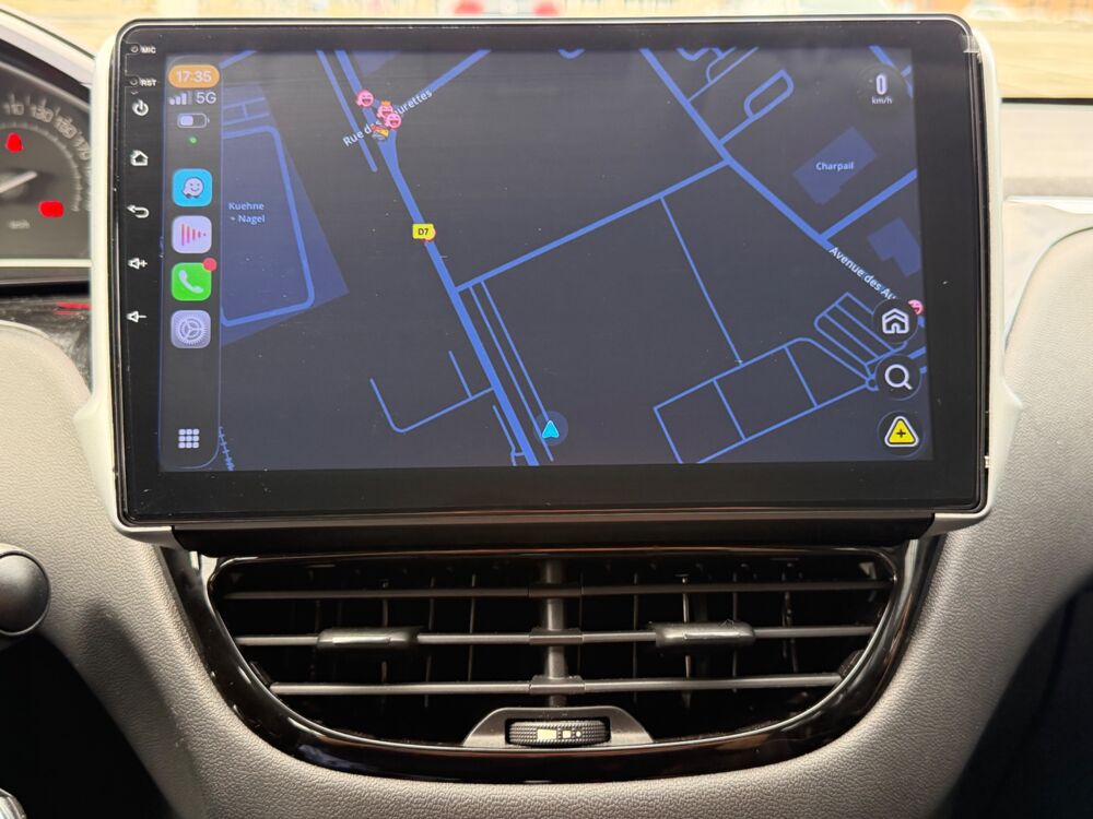 208 80 Ch - URBAN SOUL - CARPLAY - COURROIE DE DISTRUBTION OK - 2013 occasion 26000 Valence