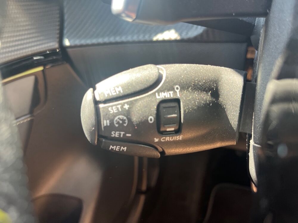 208 1.2L PURETECH 130ch GT - APPLE CARPLAY + CAMERA DE RECUL / M 2021 occasion 38420 Le Versoud