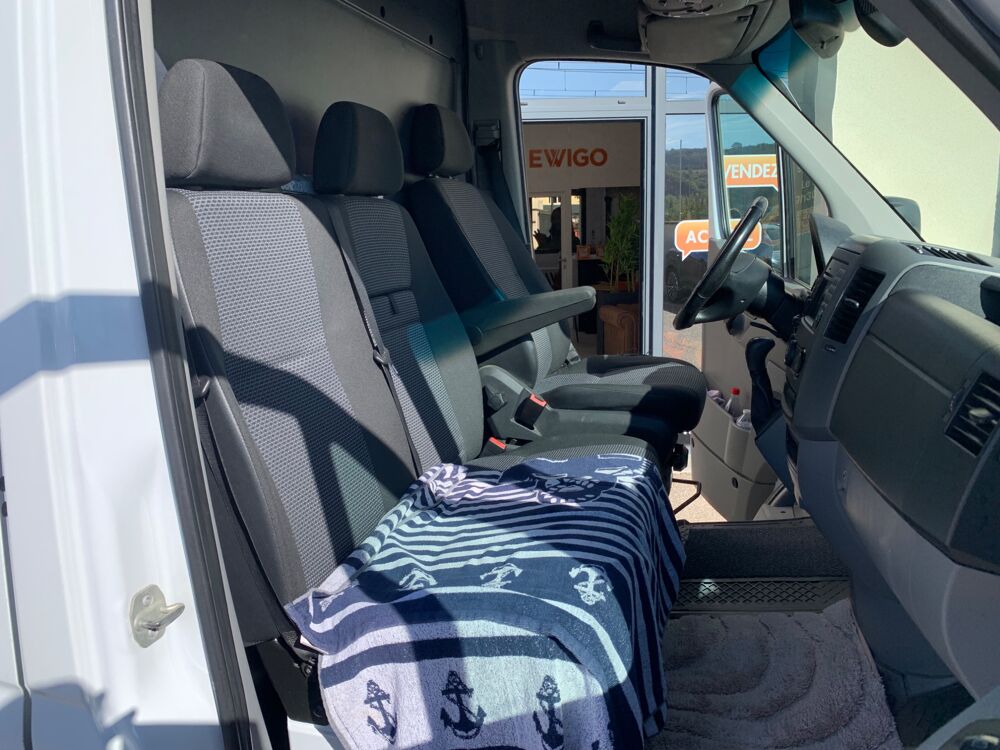 Sprinter FOURGON 37s 3.0 219 CDI Turbo 190cv 3T0 L2H2 2011 occasion 69420 Ampuis