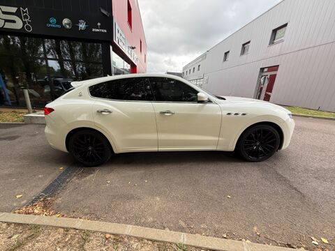 Levante 3.0 D 275Ch GRANSPORT NERISSIMO BVA - SUSPENSION PILOTE - V8 2017 occasion 76150 Saint-Jean-du-Cardonnay