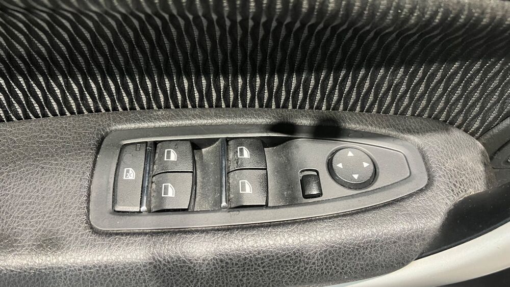S&eacute;rie 1 1.5 118 I 135ch LOUNGE - REGULATEUR DE VITESSE - AIDE AU PAR 2018 occasion 33610 Cestas