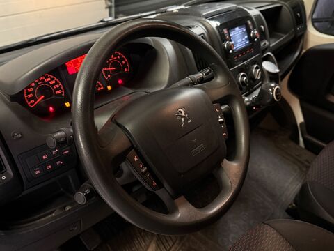 Boxer FOURGON 330 2.2 BLUEHDI 120 L1H1 ASPHALT/ CAMERA RECUL/ REGU 2020 occasion 78125 Gazeran