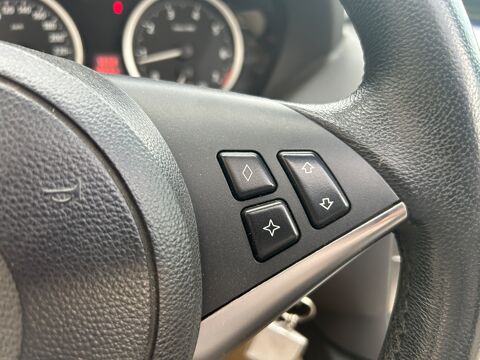 S&eacute;rie 6 CABRIOLET 645CI 4.4L 333ch - Boite Manuelle - Carplay - si&egrave;g 2005 occasion 69420 Ampuis