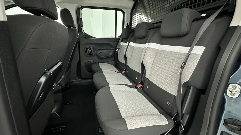 Berlingo M 1.5 BLUEHDI 130ch PLUS / APPLE CARPLAY / CAMERA DE RECUL 2026 occasion 38420 Le Versoud