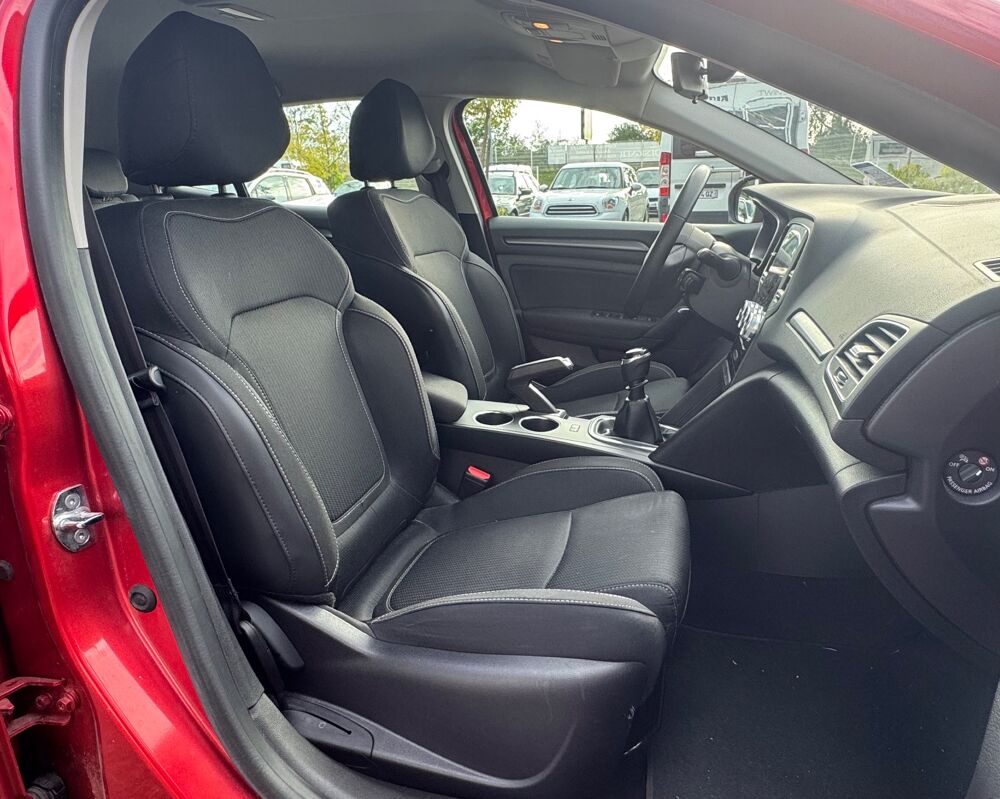 M&eacute;gane 1.5 BLUEDCI 115 BUSINESS 2020 occasion 68170 Rixheim