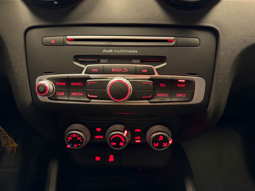 A1 SPORTBACK 1.0 TFSI 95 Ch ULTRA AMBIENTE 2016 occasion 24750 Tr&eacute;lissac