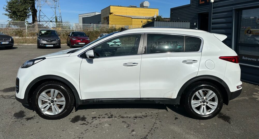 Sportage 1.7 CRDI 115 CH / pREMIUM / CAMERA RECUL - TOIT OUVRANT - S 2016 occasion 44220 Cou&euml;ron