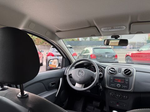 Sandero 0.9 TCE 90 CH Laureate Easy-R BVA 2016 occasion 25000 Besan&ccedil;on