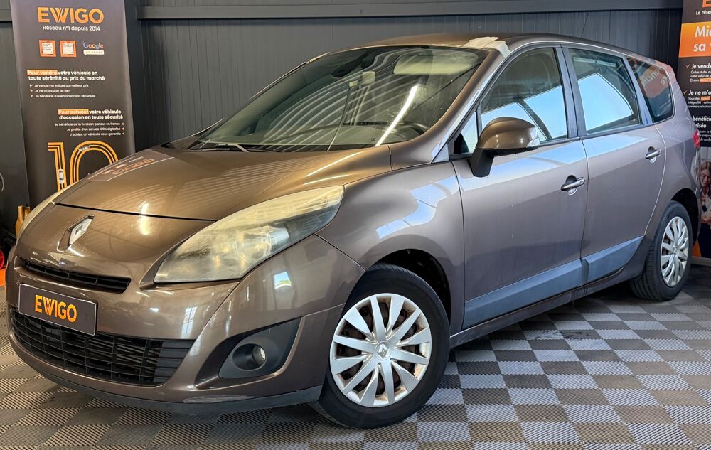 Grand scenic IV DCI 130 ENERGY - ENTRETIEN OK - CT OK - 7 PLACES 2010 occasion 79000 Niort