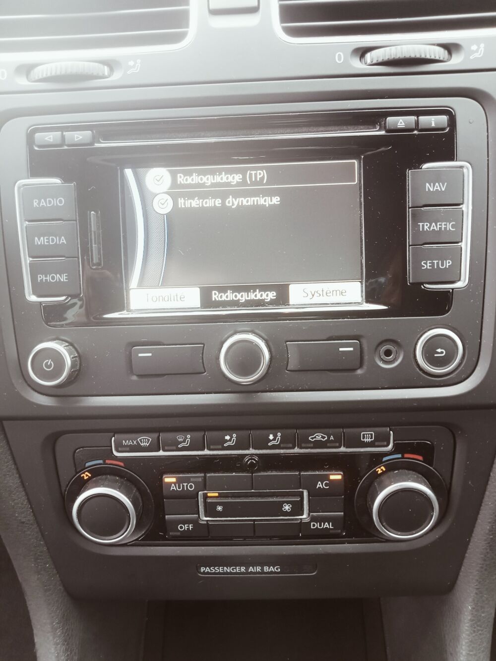 Golf 2.0 TSI 270 CH /TOIT OUVRANT/CLIMATISATION 2011 occasion 76150 Saint-Jean-du-Cardonnay