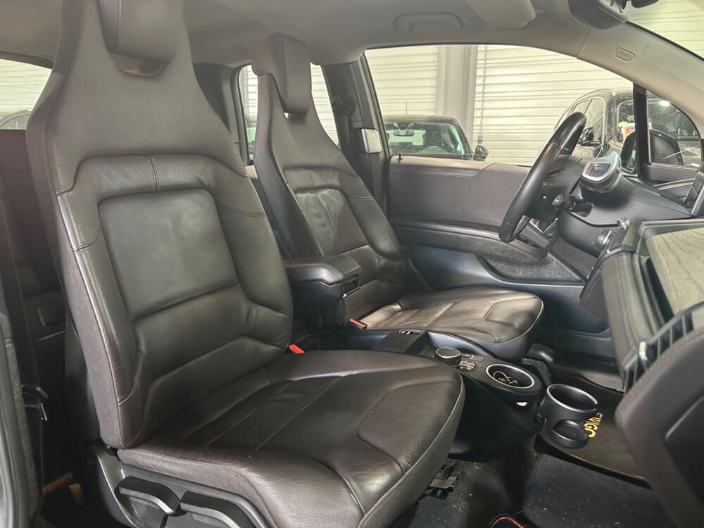 i3 170 CH 120AH 42.2KWH LODGE / SUIVI BMW / CARPLAY / CAM&Eacute;RA DE 2019 occasion 29000 Quimper