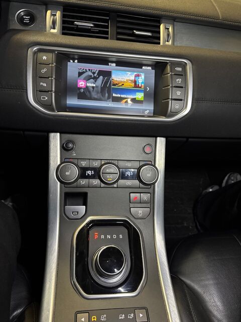 Range Rover Evoque 2.0 TD4 180 SE DYNAMIC 4WD BVA ENTRETIEN CONSTRUCTEUR ET MOT 2017 occasion 60740 Saint-Maximin