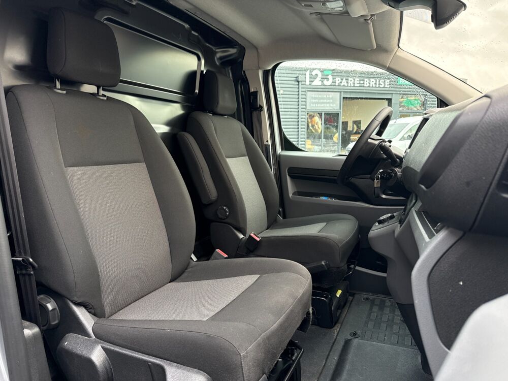 Expert FOURGON 2.0 BLUEHDI 180 L1 ASPHALT EAT 8 BVA / CARPLAY / DOU 2022 occasion 17100 Saintes