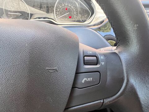 208 GENERATION-I 1.2 82CH SIGNATURE *CAMERA DE RECUL*ENTRETIEN C 2019 occasion 13009 Marseille