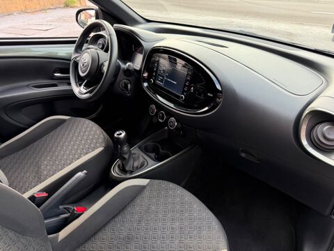Aygo 1.0 VVTi 70 CH DESIGN 2023 occasion 25000 Besan&ccedil;on