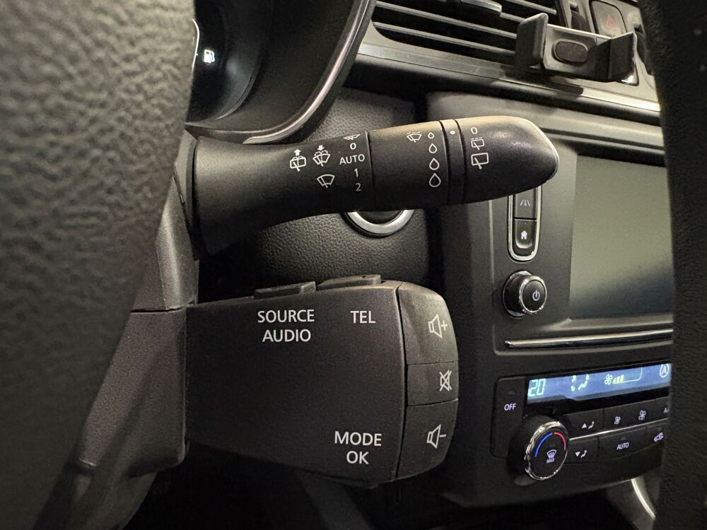 Kadjar 1.2 TCE 130CH INTENS- MOTEUR REMPLACE- ENTRETIEN COMPLET-ATT 2015 occasion 69400 Arnas