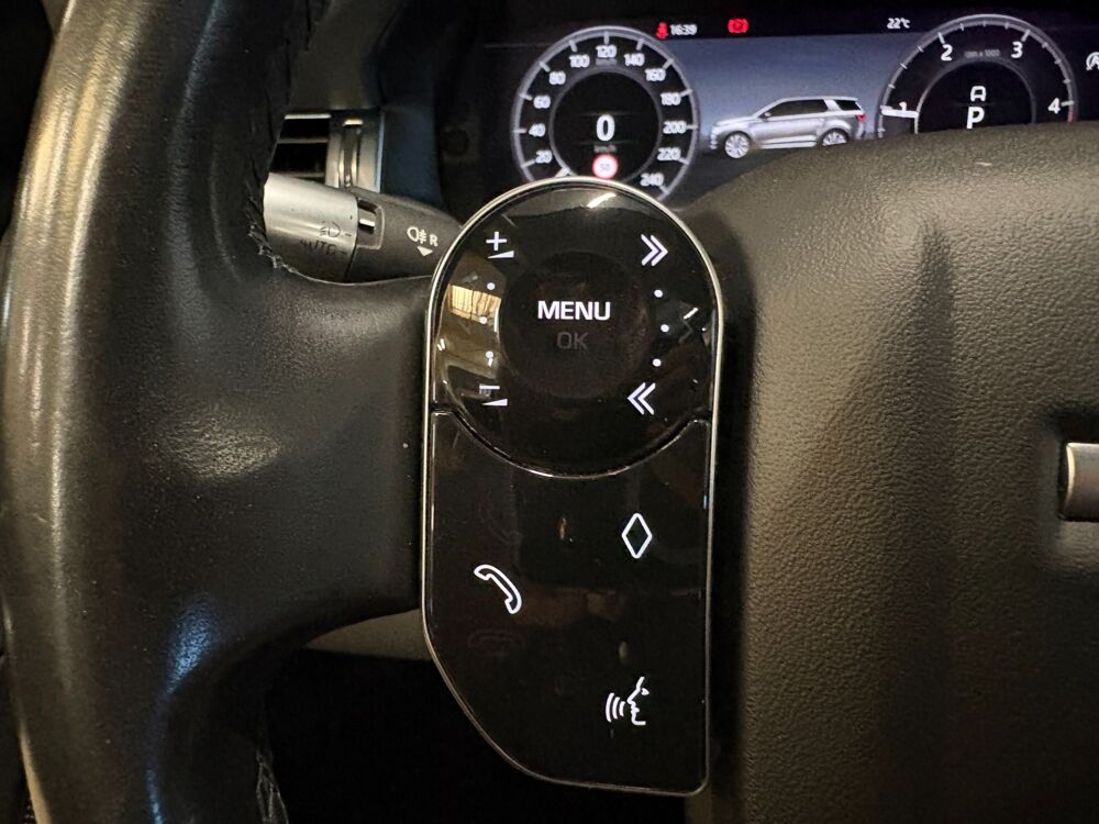 Discovery sport 2.0 TD4 180 HYBRID MHEV SE 4WD BVA - 7 PLACES - TOIT PANORAM 2019 occasion 69400 Arnas