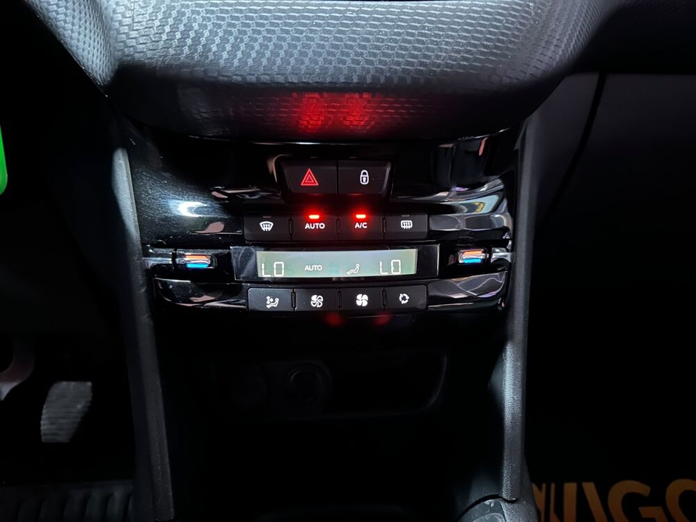 208 GENERATION-I 1.2 110 CH ACTIVE CAR PLAY-RADAR DE RECUL 2016 occasion 60740 Saint-Maximin