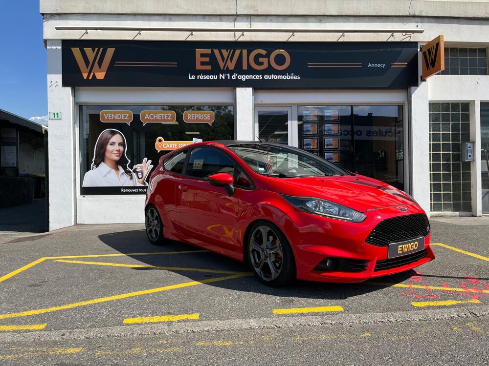 Fiesta 1.6 ECOBOOST 182Ch ST / KEYFREE / SONY / ROUGE RACING / SI&Egrave;G 2014 occasion 74600 Seynod