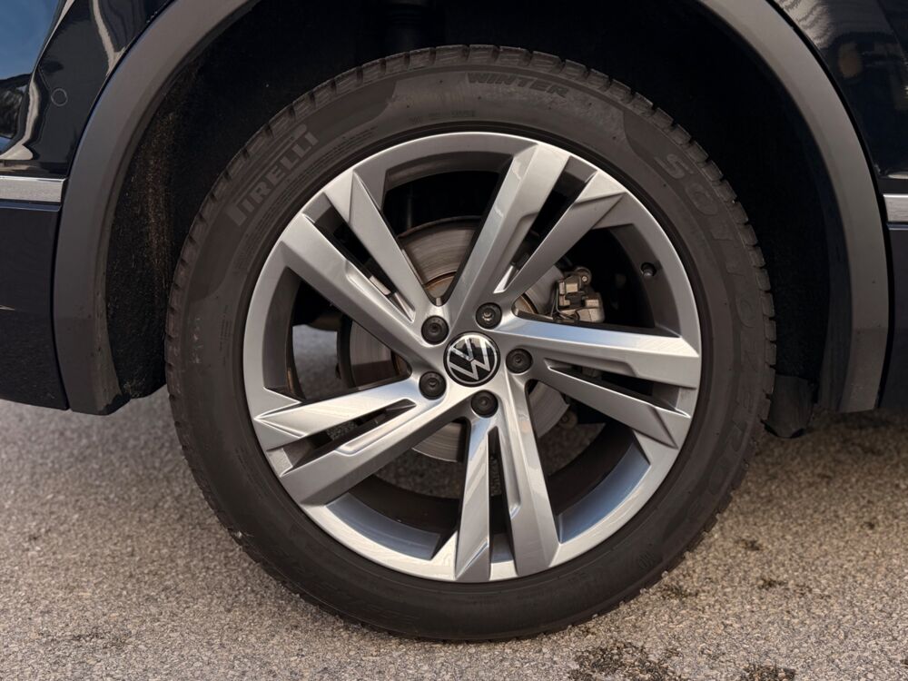 Tiguan 2.0 TDI 150ch BLACK R-LINE 4MOTION DSG BVA GARANTIE CONSTRUC 2020 occasion 25300 Pontarlier