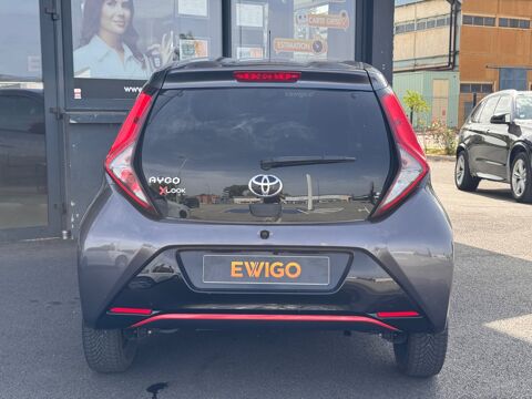 Aygo 1.0 VVTI 70 X-Play X-Shift / CAMERA DE RECUL / CARPLAY / CLI 2021 occasion 26000 Valence
