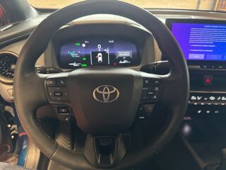 C-HR 1.8 140H 100 HYBRID FULL-HYBRID 0.85KWH DESIGN 4X2 BVA 2024 occasion 83600 Fr&eacute;jus