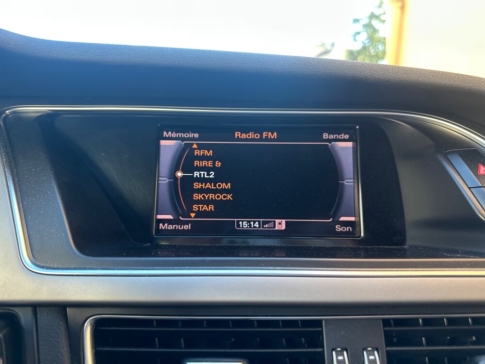 A4 AVANT 2.0 TDI 177CH AMBITION LUXE MULTITRONIC BVA 2013 occasion 25000 Besan&ccedil;on