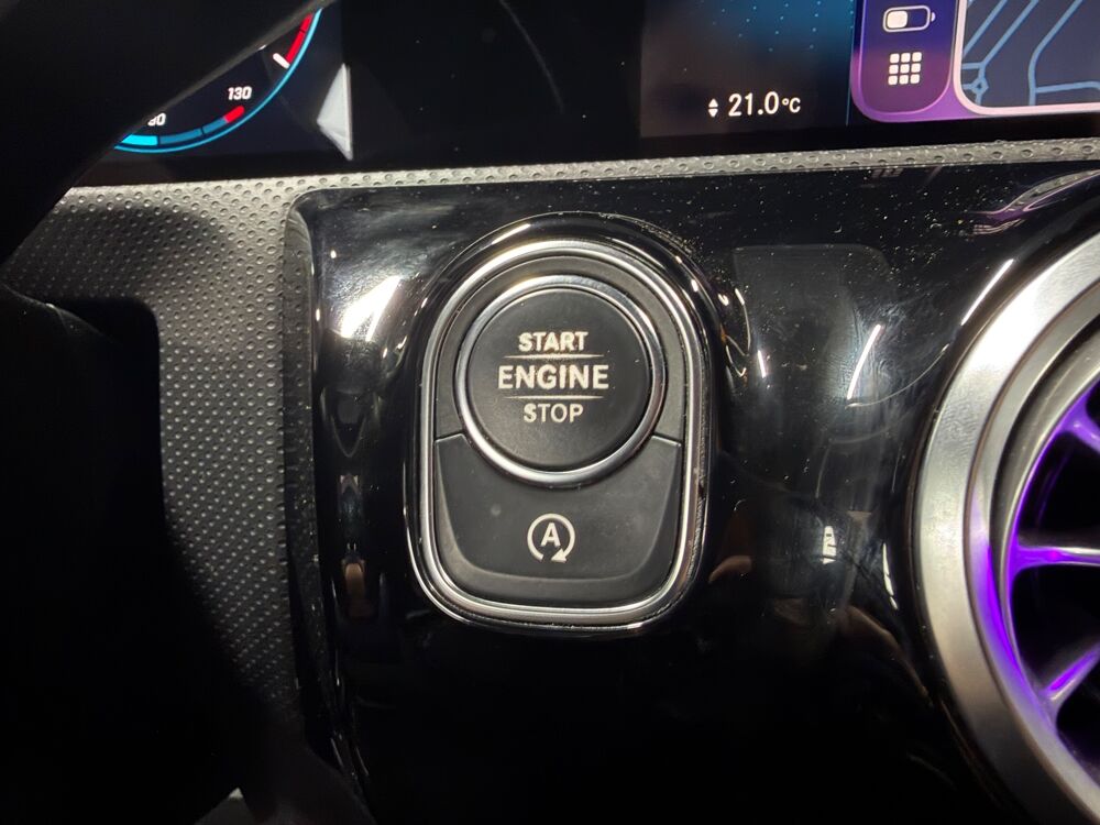 Classe A AMG LINE 180D 7G-DCT - ORIGINE FR - SUIVI MERCEDES - SI&Egrave;GES 2018 occasion 27000 &Eacute;vreux