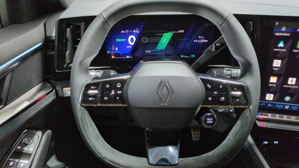 Austral FULL HYBRID E-TECH 200 CH BVA ESPRIT ALPINE + PACK PARKING 3 2026 occasion 38420 Le Versoud