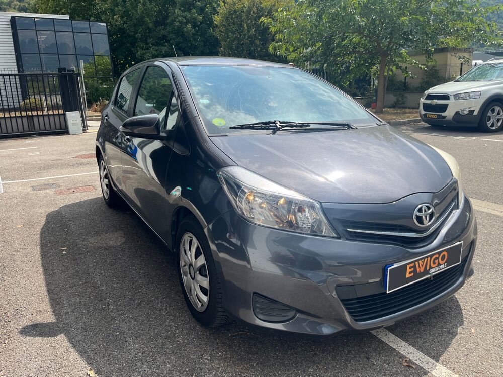 Yaris 1.4L D4D 90ch + CAMERA DE RECUL / GPS / CLIM 2012 occasion 38420 Le Versoud
