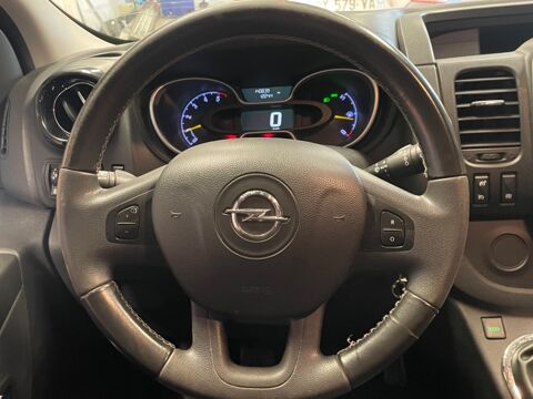 Vivaro COMBI BITURBO 1.6 CDTI 120Ch 9 PLACES / ATTELAGE 2015 occasion 24750 Tr&eacute;lissac
