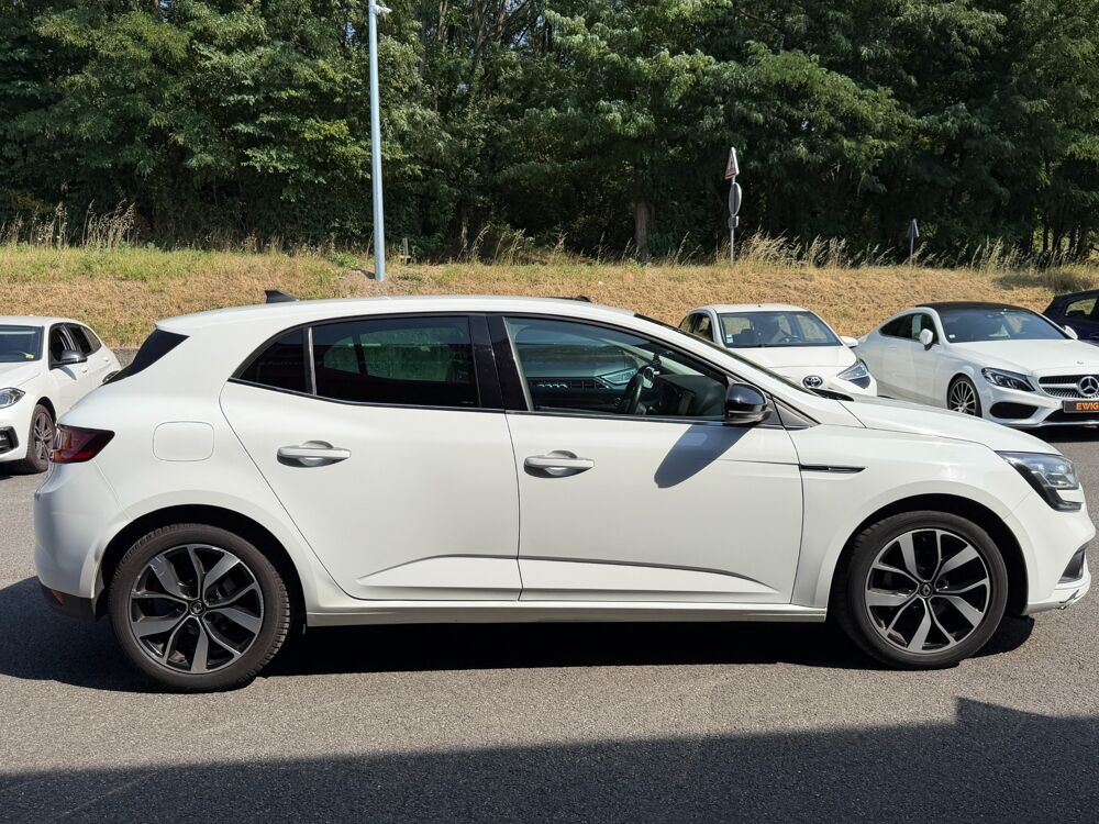 M&eacute;gane IV (4) 1.3 TCE 140 ch LIMITED EDC 2018 occasion 65290 Juillan