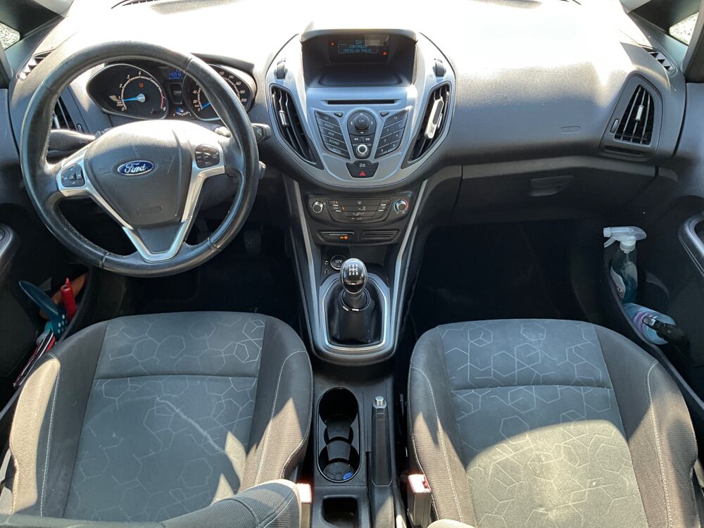 B-max 1.4 90 TREND 4 PNEUS NEUF / VIDANGE FAITE POUR LA VENTE 2013 occasion 17000 La Rochelle