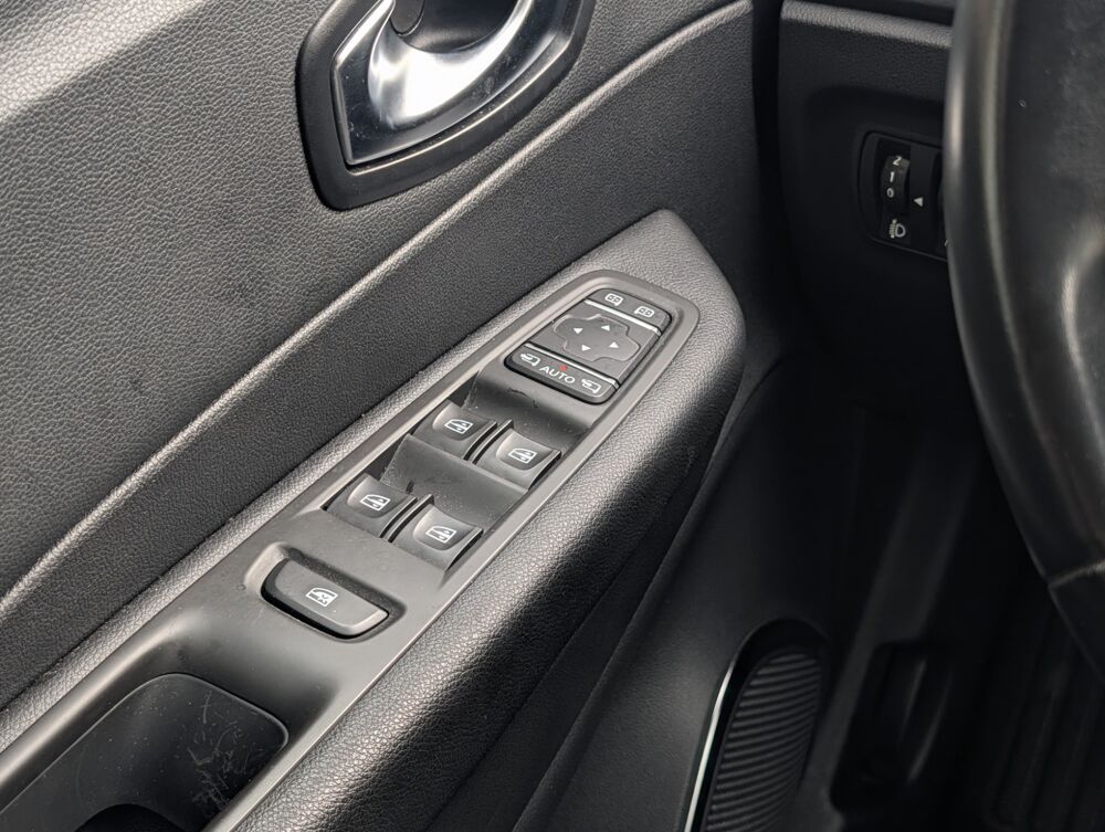 Captur 1.2 120ch INTENS EDC BVA - ENTRETIEN A JOUR - GARANTIE 6 A 3 2018 occasion 57600 Forbach