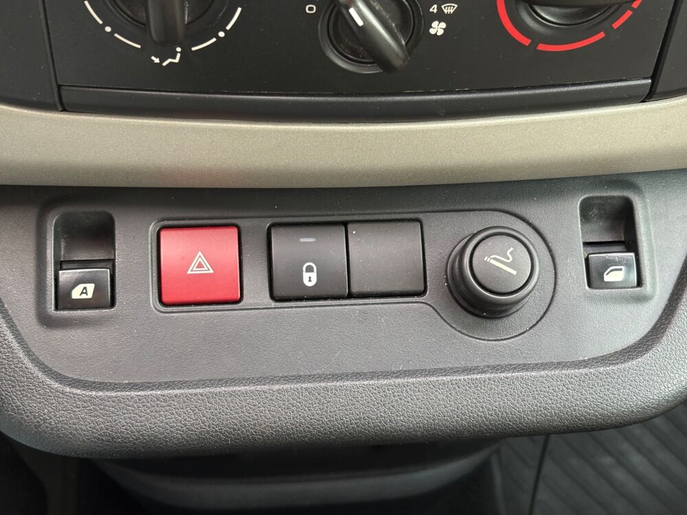 Berlingo GENERATION-II MULTISPACE 1.6 HDI 90 CH SPECIAL BVA / ATTELAG 2014 occasion 47000 Agen