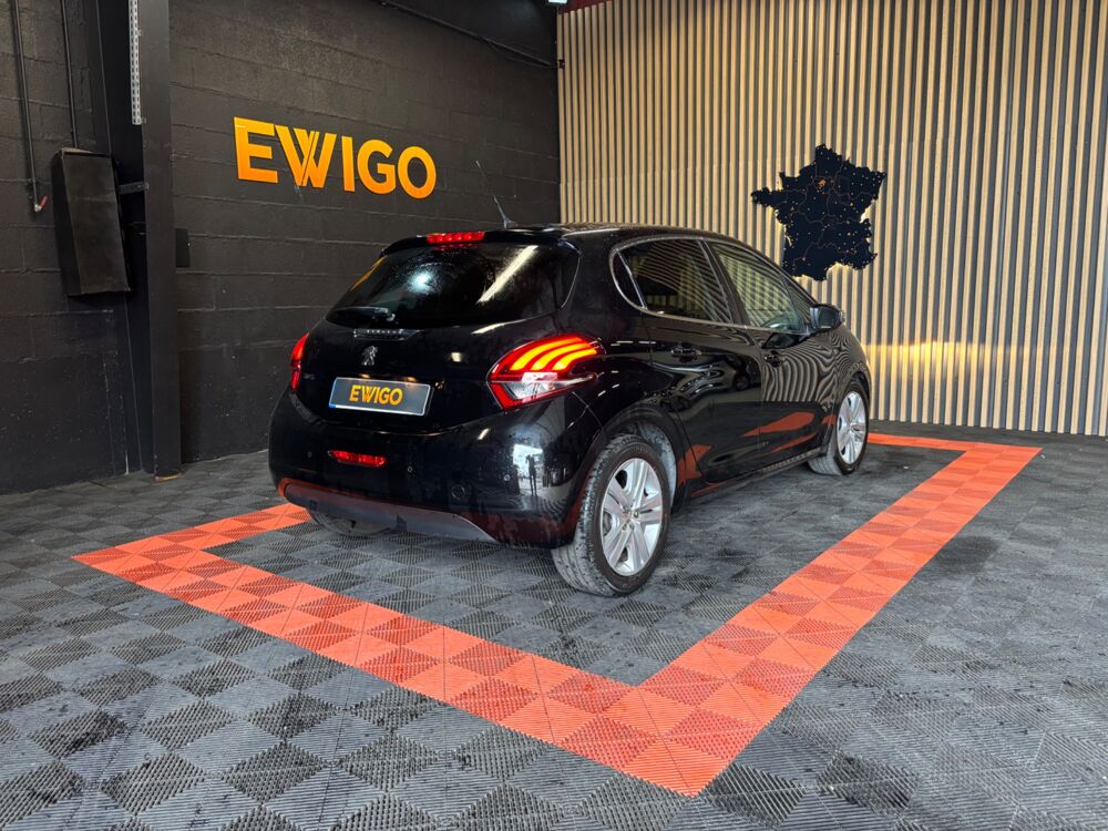 208 1.5 BLUEHDI 100 CH ACTIVE - Carplay - Radar- Entretien Compl 2018 occasion 44220 Cou&euml;ron