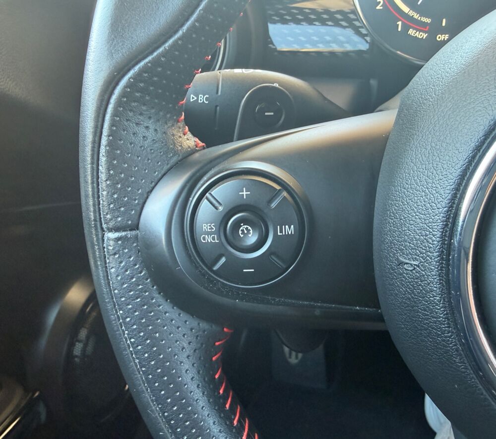 Cooper III (2) (F56) HATCH 2.0 JCW 231 BVA8 JCW + SI&Egrave;GES AV CHAUFFA 2021 occasion 54000 Nancy