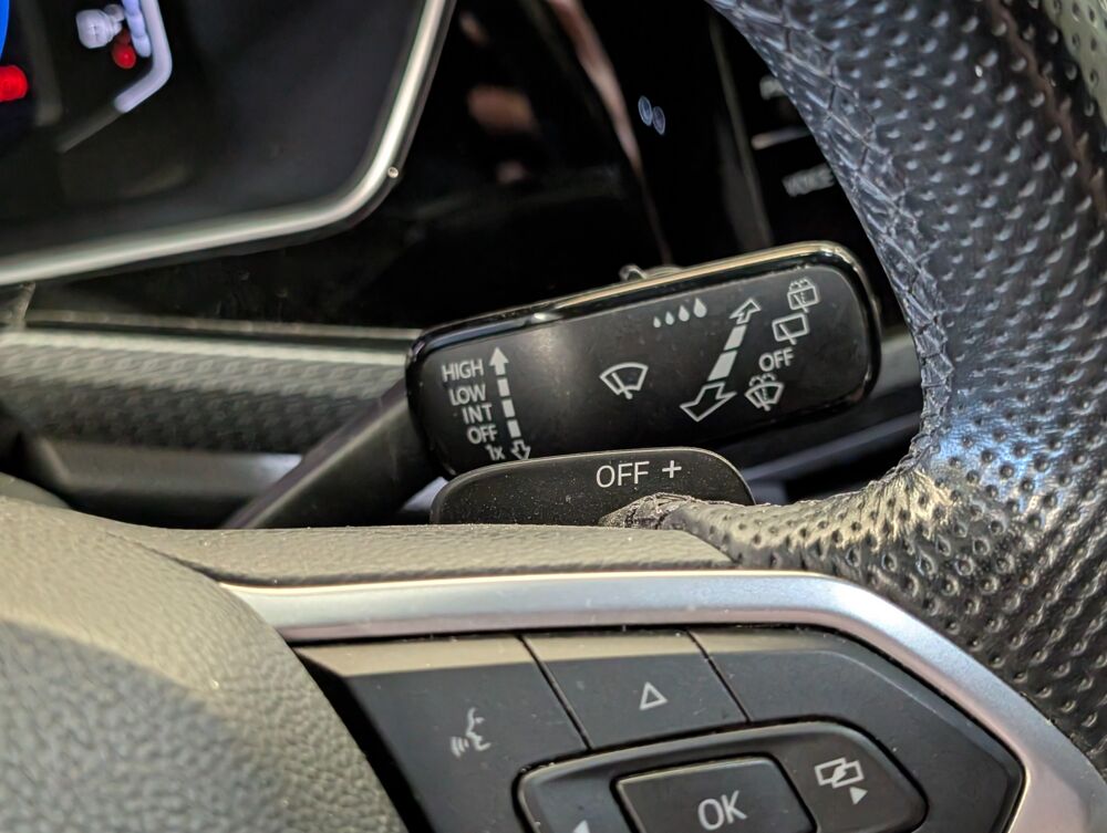 T-Cross 1.0 TSI 115ch RLINE DSG7 - ENTRETIEN VW 2019 occasion 69400 Arnas