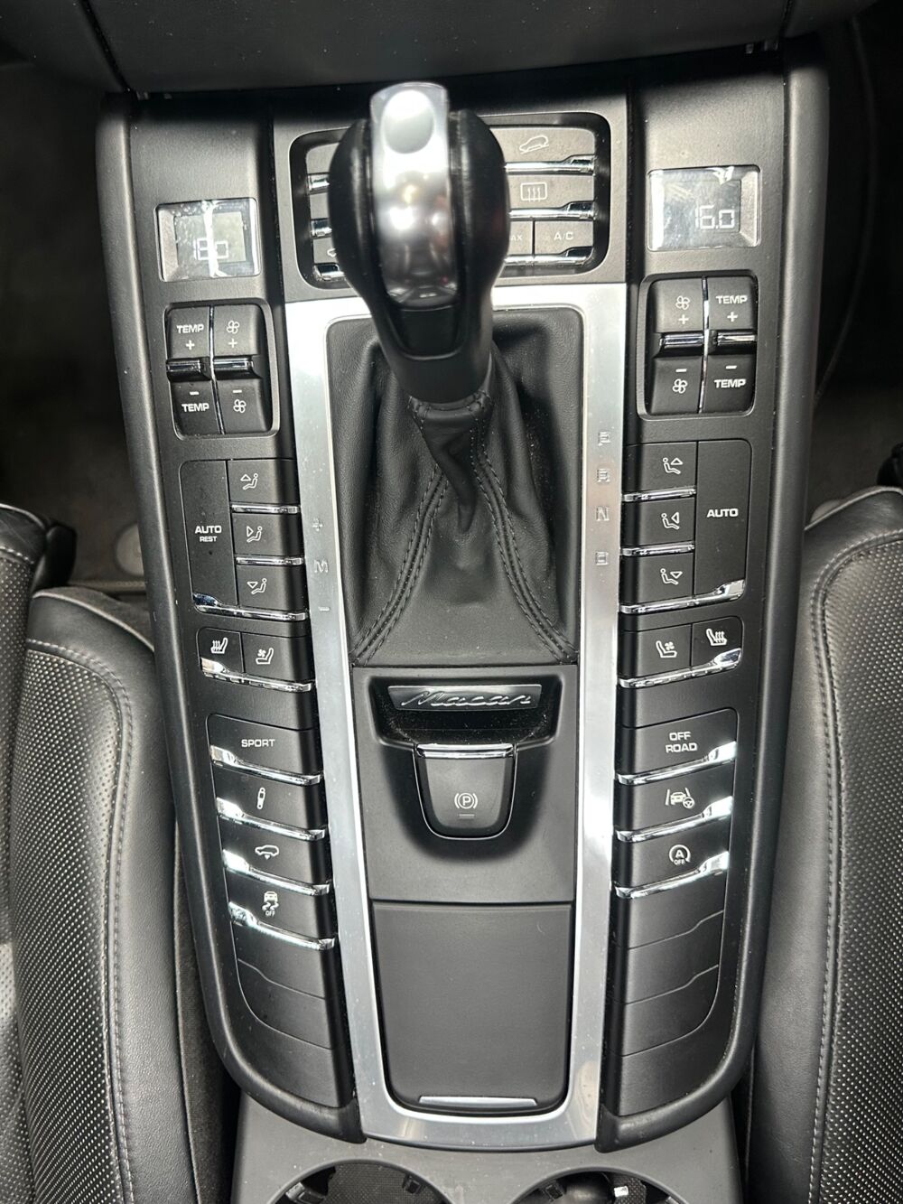 Macan 3.0 DIESEL 260 S BVA / ENTRETIEN PORSCHE / FULL OPTIONS 2014 occasion 55430 Belleville-sur-Meuse