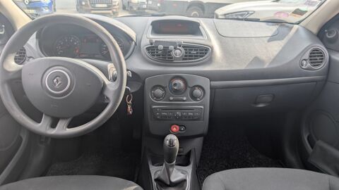 Clio COLLECTION ALIZEE 5 PORTES 75 CV + CLIM 2014 occasion 42160 Andr&eacute;zieux-Bouth&eacute;on