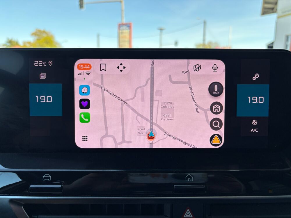 C4 1.5 BLUEHDI 130 CH C-SERIES EAT8 + OPTIONS 2022 occasion 64320 Idron