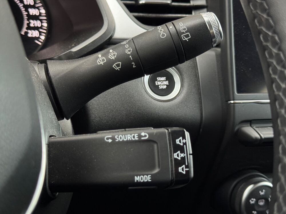 Captur 1.0 TCE 90CH BUSINESS - ENTRETIEN A JOUR - CAMERA ET RADAR A 2021 occasion 57600 Forbach