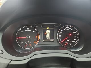 Q3 2.0 TDI 150 S-LINE S-TRONIC BVA 2016 occasion 38590 Saint-&Eacute;tienne-de-Saint-Geoirs