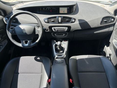 Sc&eacute;nic 1.2 TCE 130ch BOSE / MOTEUR A CHAINE / RADAR AV+AR / PACK FA 2014 occasion 38420 Le Versoud