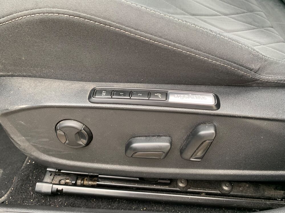 Golf 2.0 TDI 150ch STYLE DSG - si&egrave;ge massant - camera de recul - 2021 occasion 69420 Ampuis