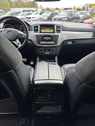 Classe M ML 250 2.2 BLUETEC 205 Ch - Fascination 2012 occasion 44220 Cou&euml;ron