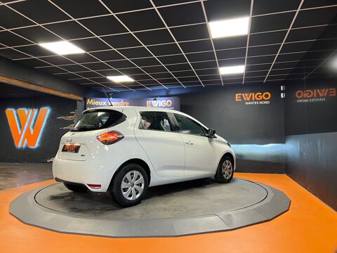 Zo&eacute; R135 E-TECH ZE 52KWH ACHAT-INTEGRAL EQUILIBRE BVA // APPLE C 2022 occasion 44300 Nantes